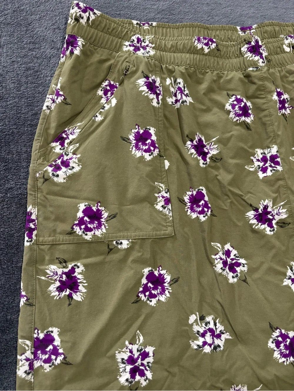 Duluth Trading Floral Skort Green Purple Size XXL Stretch Lightweight Gardening - Picture 2 of 6